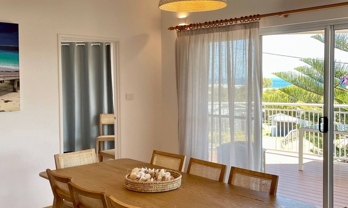 Gracetown House | Shorelands - *Close to beach, recently renovated, 2 living rooms*