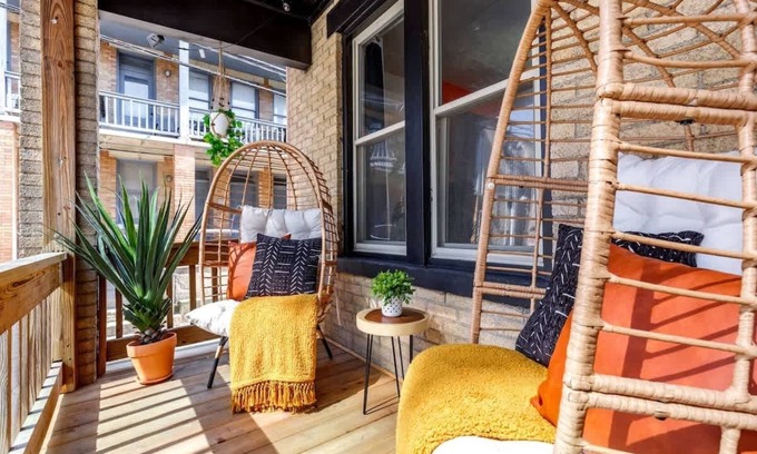 Short North House | Short North/Downtown | Steps to High St | Walk to Convention Ctr | 5.8K+ Reviews