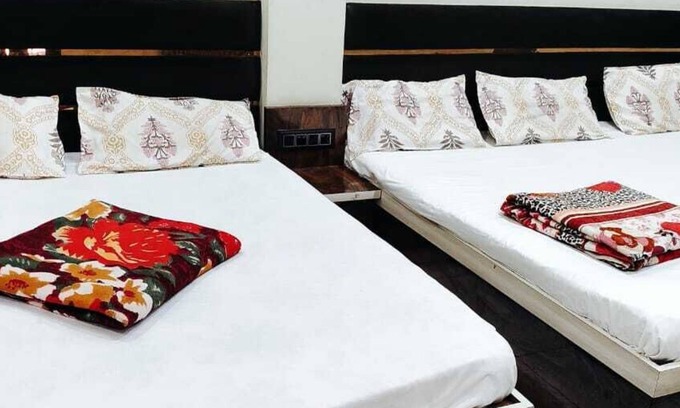 Ujjain Hotel | Shree Ayodhya Guest House