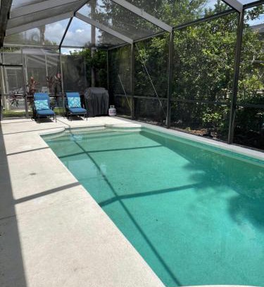 Sunset Lakes House | Shrek's Hideout! - 5 min from Disney!