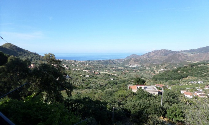 Montagnareale Apartment | Sicily, panoramic view, Sicile, vue panoramique