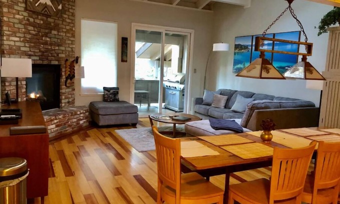Incline Village Condo | Sierra's Shadow Incline Village Lake Tahoe 4BD/3BA