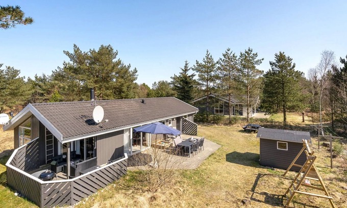 Torup Strand House | "Sighbiorn" - 950m from the sea by Interhome