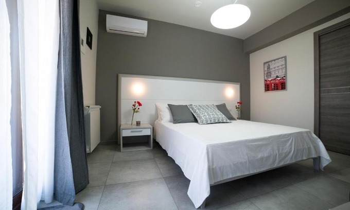 Camaro Bed & Breakfast | Sikania Casa Diamond