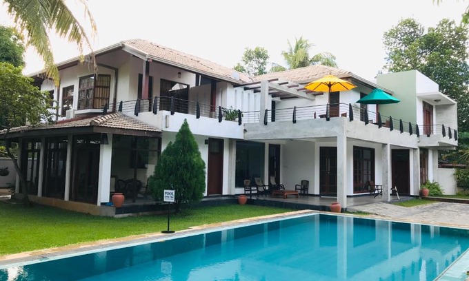 Anuradhapura Hotel | Siluni's Villa