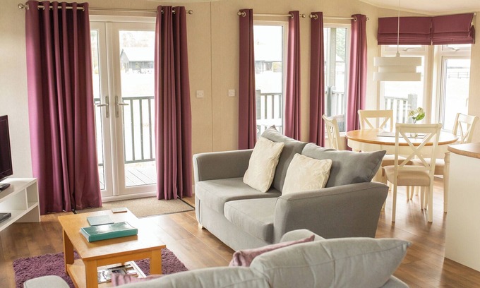 Hinton Cottage | Silver Birch - UKC4529