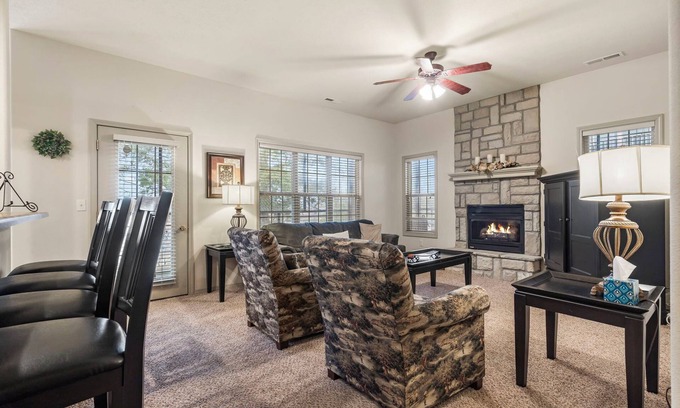 Branson West Condo | Silver Dollar Hideaway - Pet Friendly!