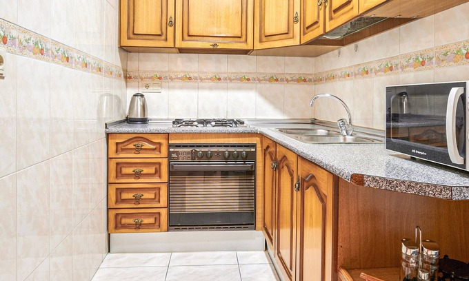 Luque Apartment | Simple and spacious apartment in the village of Luque at the foot of the Tajo del Algarrobo.