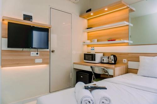 Tangerang Apartment | Simply Studio Apartment at Aeropolis Residence By Travelio