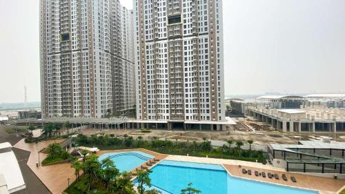 Java Apartment | Simply Studio at 18th Floor Tokyo Riverside PIK 2 Apartment By Travelio