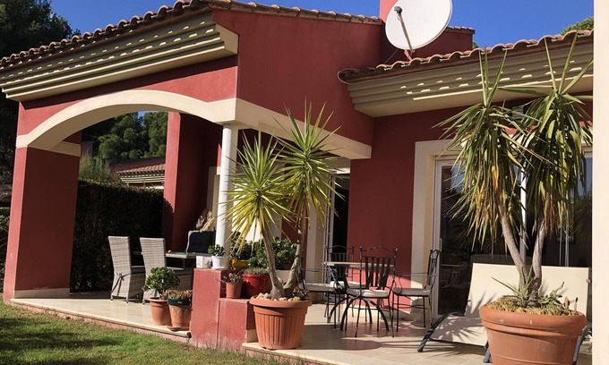 Bonmont Terres Noves House | Single storey house of 115 m2 located in golf