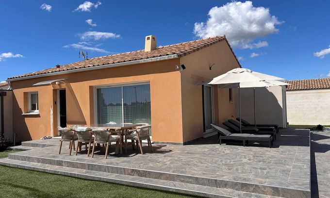 Saint-Gilles Villa | Single-storey villa with private pool and in-ground terrace WITHOUT VIS A VIS