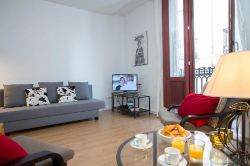 Ciutat Vella Apartment | SingularStays Plaza Redonda