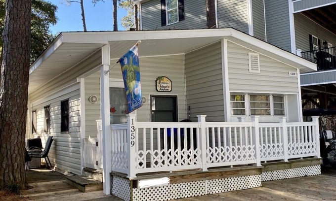 Surfside Beach Cottage | Site 1359 OL 2bedroom great location!