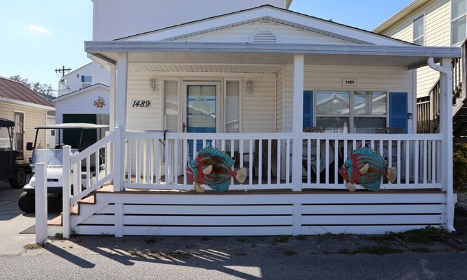 Myrtle Beach Cottage | Site 1489 OL 3 bedroom with golf cart!