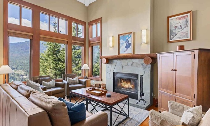 Nordic Estates House | Ski Access. Hot Tub, Fireplace, Mountain Views