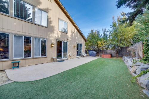 Northwest Reno House | Ski Getaway with Hot Tub Reno Home by Attractions