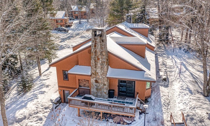 Bretton Woods Condo | Ski-in/Out 1st on Mountain Lux Suite + Kitchenette
