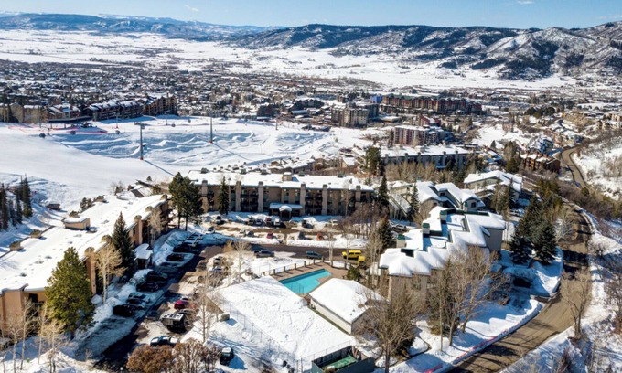 Steamboat Springs Condo | Ski In Ski Out - Steps from the Slopes, Fireplace, Club Amenities