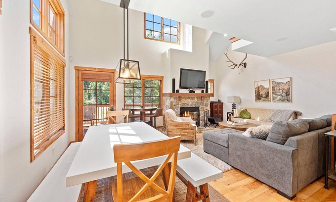 Tamarack Resort House | Ski-In Ski-Out | 2B With Bonus Space