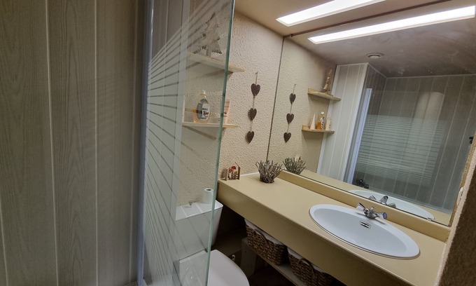 Isola Apartment | ski-in ski-out 4 people Isola 2000