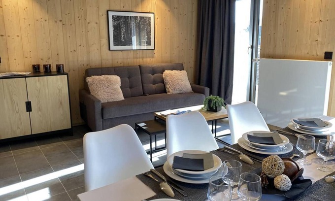 Piau Engaly Apartment | Ski-in/ski-out & foot of the slopes, fitness, terrace, parking, tv, 70m², Piau Engaly