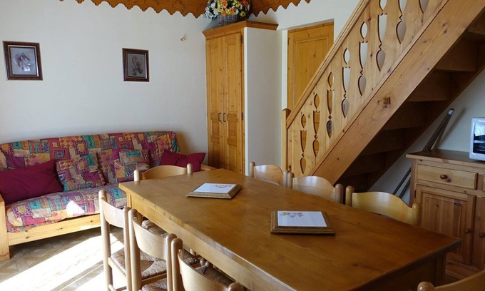 Beaufort Apartment | Ski-in/Ski-out Duplex, 8 Guests, Balcony, Near Hiking, Parking Included