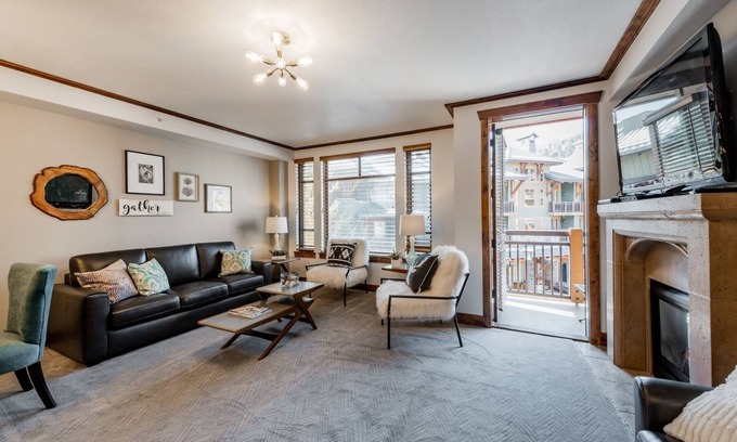 Park City Condo | Ski-in/Ski-Out Signature Hyatt Centric, Remodeled Largest 1Bed/2 Baths-Sleeps 6