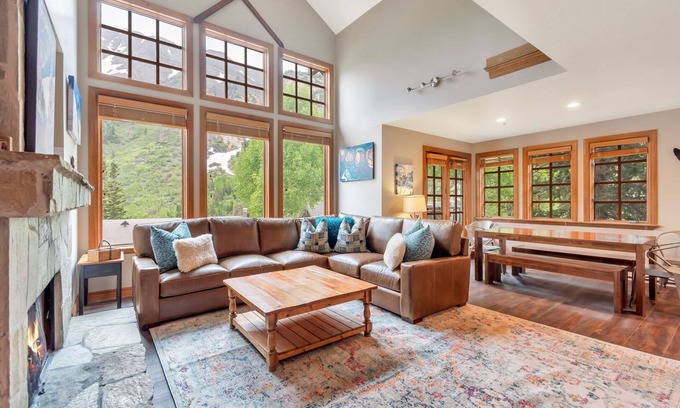 Salt Lake Mountain Resorts House | Ski in/Ski Out to Snowbird in this Beautiful Unit with Hot Tub and Fireplace