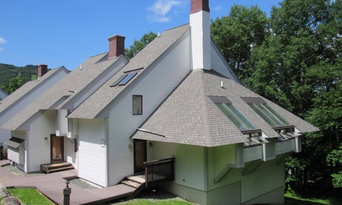 Central Vermont- Killington House | Ski On/Off at the Sunrise Mountain Chalet