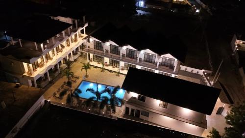 Pottuvil Division 2 Hotel | SKY SEA-Arugambay