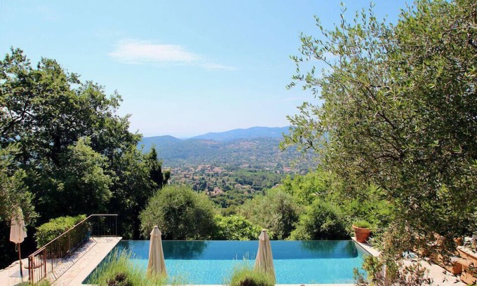 Speracedes Villa | Sky-View Comfortable holiday residence