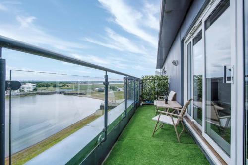 Llanelli Apartment | Skyline Duplex Penthouse - 3 Bedroom - Llanelli