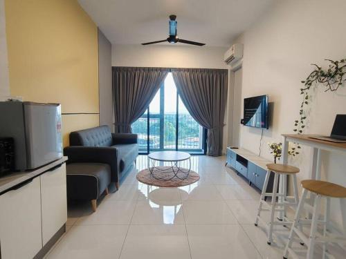 Bukit Indah Apartment | Skytree A0802-(1) Netflix Aeon ByStay