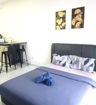 Bukit Indah House | Skytrees Serviced Apartment Aeon Bukit Indah with TV box-B22