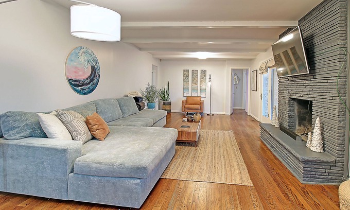 Tulsa House | Sleek Midtown Retreat near Expo