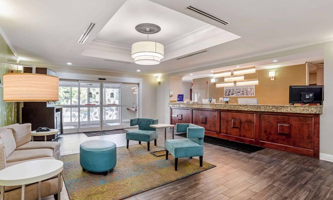 Gunter Afs Hotel | Sleep Inn & Suites Montgomery East I-85