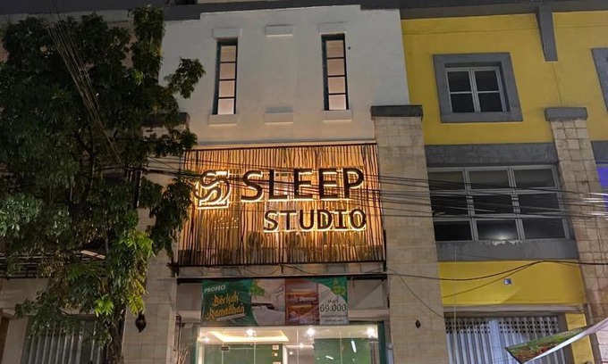 Surabaya Hotel | Sleep Studio Hotel City Center Surabaya