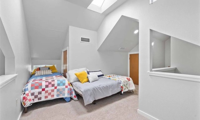 Breckenridge House | Sleeps 10 on deep water at Hubbard Creek Lake with 2 story dock & MIL quarters