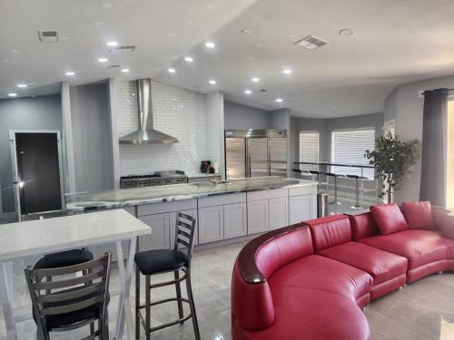 Lake Havasu City House | Sleeps 16 Park Your Toy Trailers Here