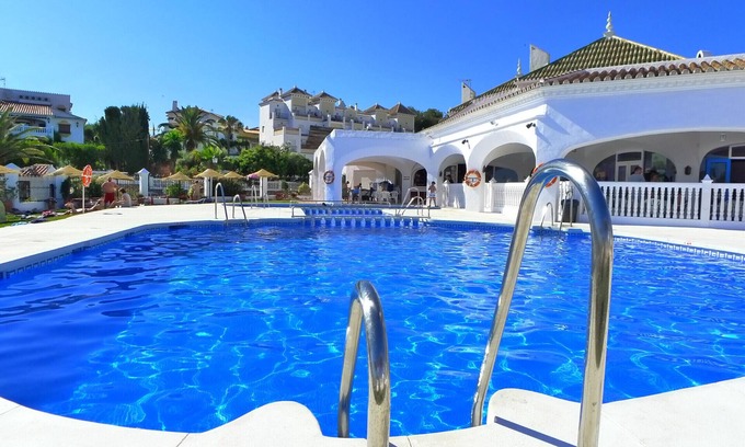 Chimenea Apartment | Sleeps 4 | Capistrano Playa 213 | CG R838