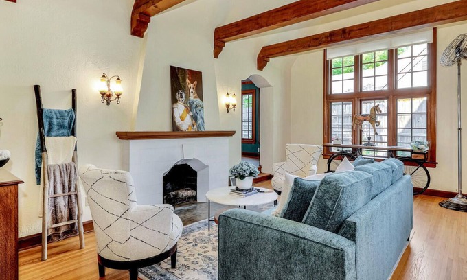 Sleepy Hollow House | Sleepy Hollow Chateau