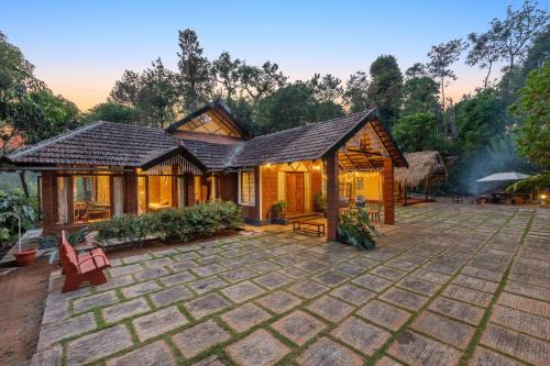 Madikeri House | Sliceinn Somewhere Together In Biligeri