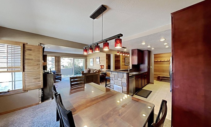 Mammoth Lakes Condo | Slopeside Deluxe 2 Bdrm Condo with Underground Parking! (Sierra Megeve 25) by RedAwning