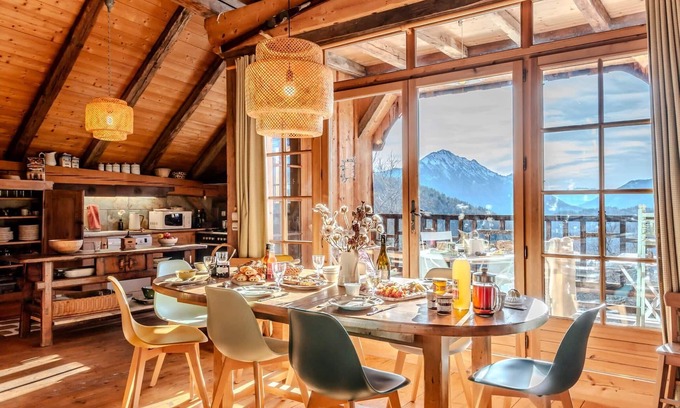 Serraval Ski Chalet | Slow Chalet de l'Ourse - Charming old chalet, stunning view, sauna, pets ok
