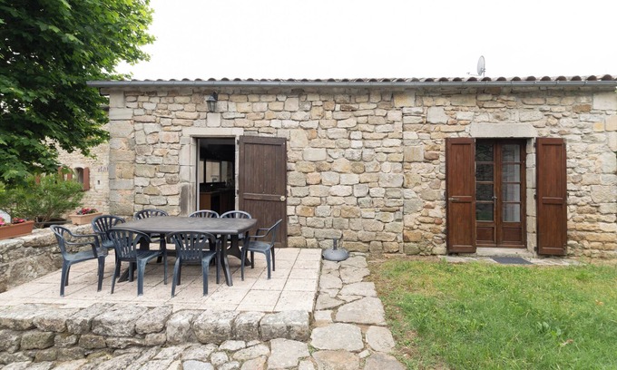 Chambonas House | Small House 'Les Sources Gîte La Grange' with Shared Pool, Private Terrace