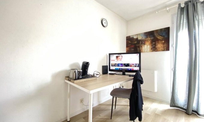 Clermont-Ferrand Apartment | Small studio close to hospitals and universities
