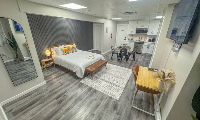 North Ironbound Apartment | Smart and Cozy Studio NEAR NYC!