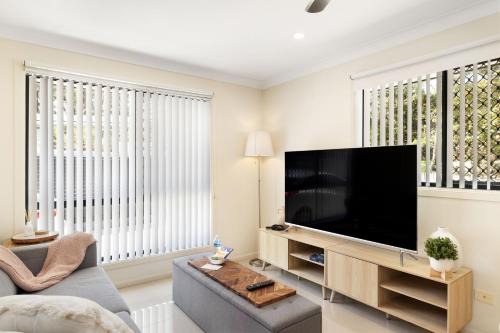 Sunnybank Apartment | Smart Suites Self Check-in Apartments - Sunnybank Station