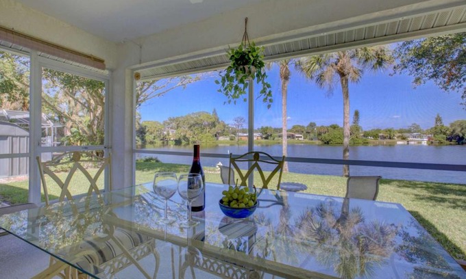 South Venice House | Smiling Dolphin